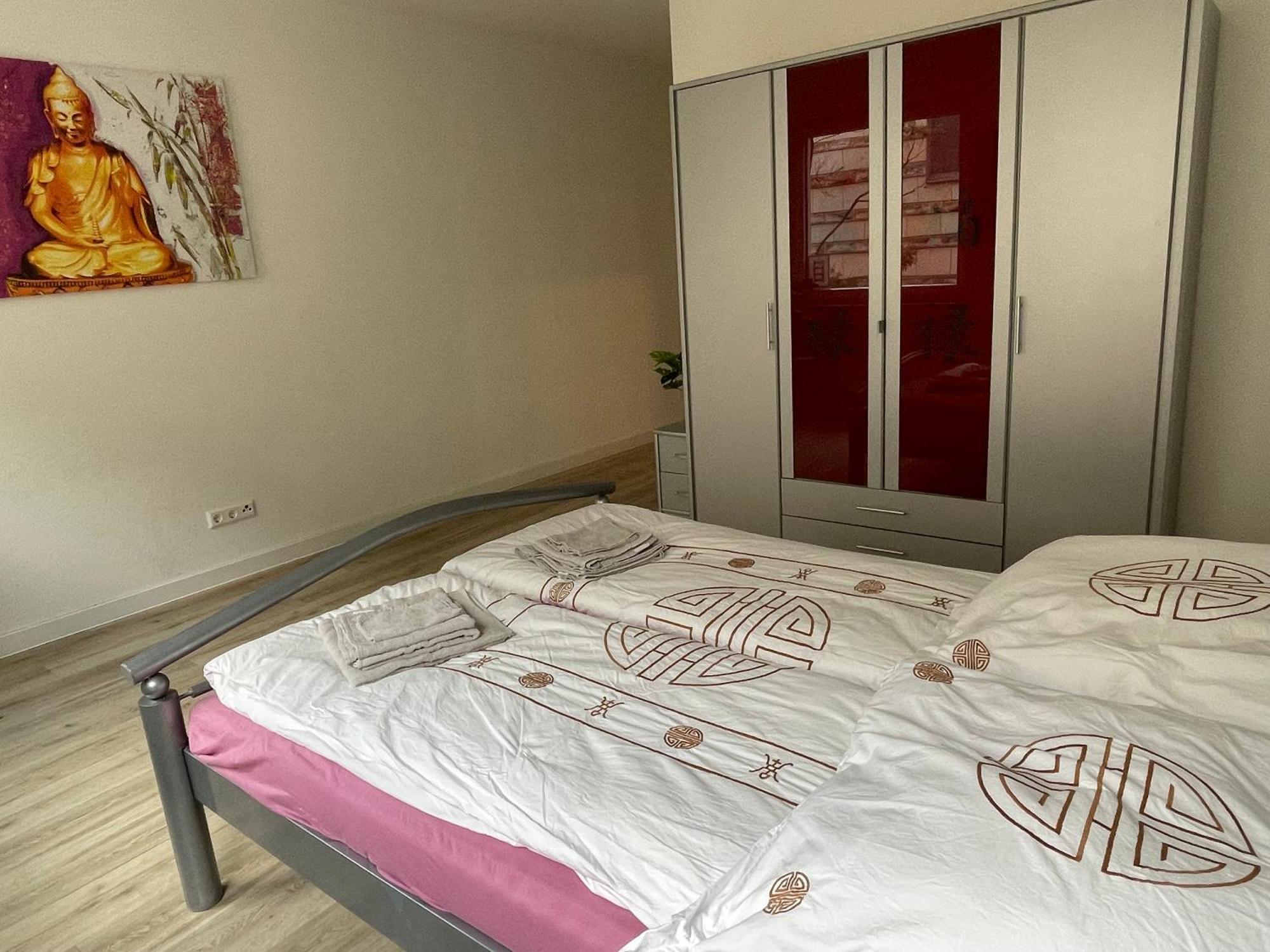 Neu Goldstadt Wunderschoenes 2 Zimmer Apartament Schloessle Zentrum Pforzheim Kültér fotó